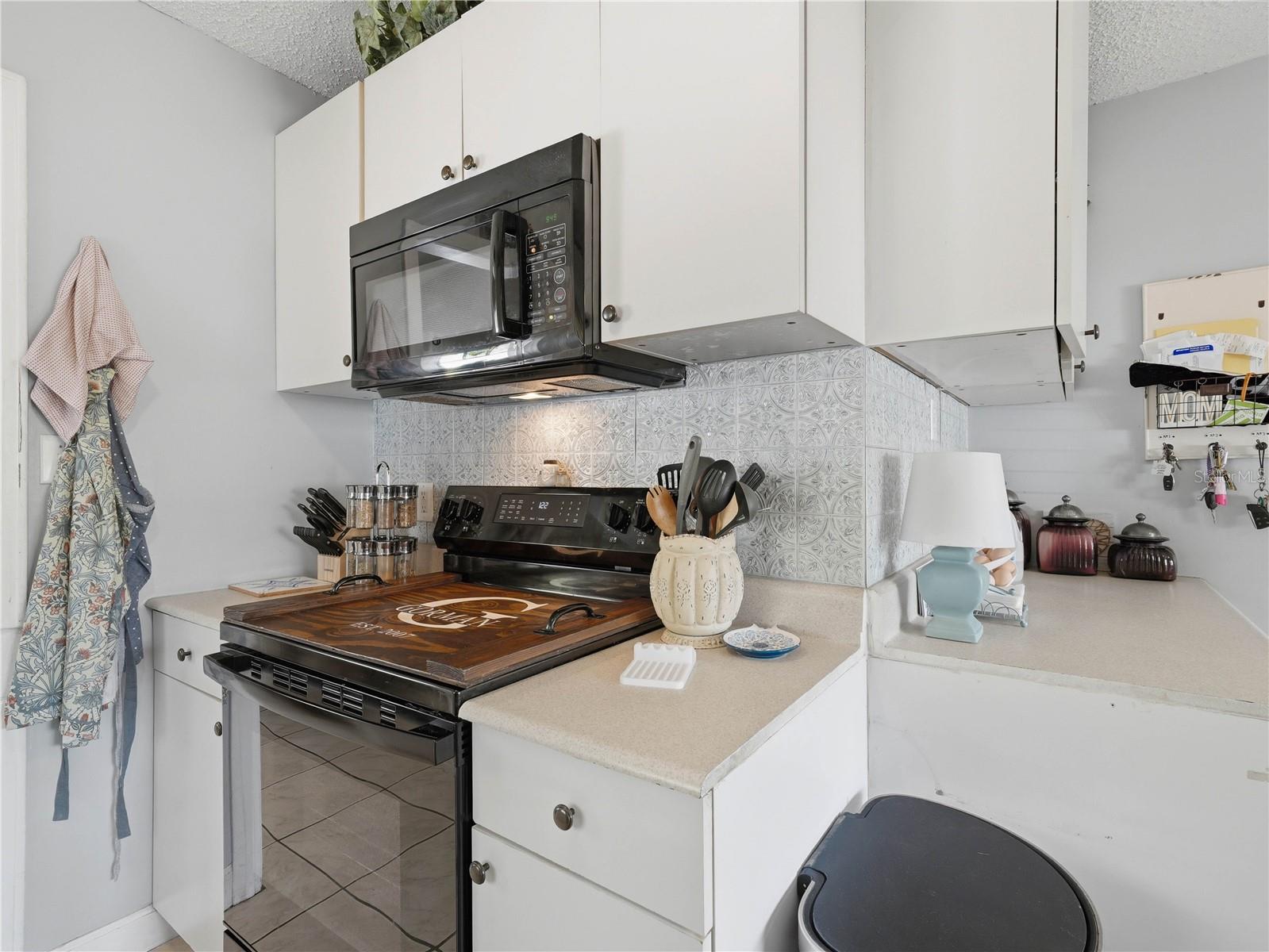 407 S 12TH ST, LAKE WALES, FL, 33853