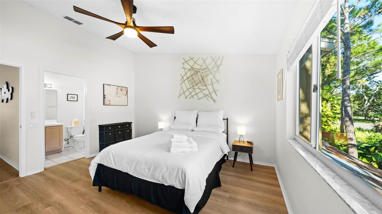 12444 BERKELEY SQUARE DR, TAMPA, FL, 33626