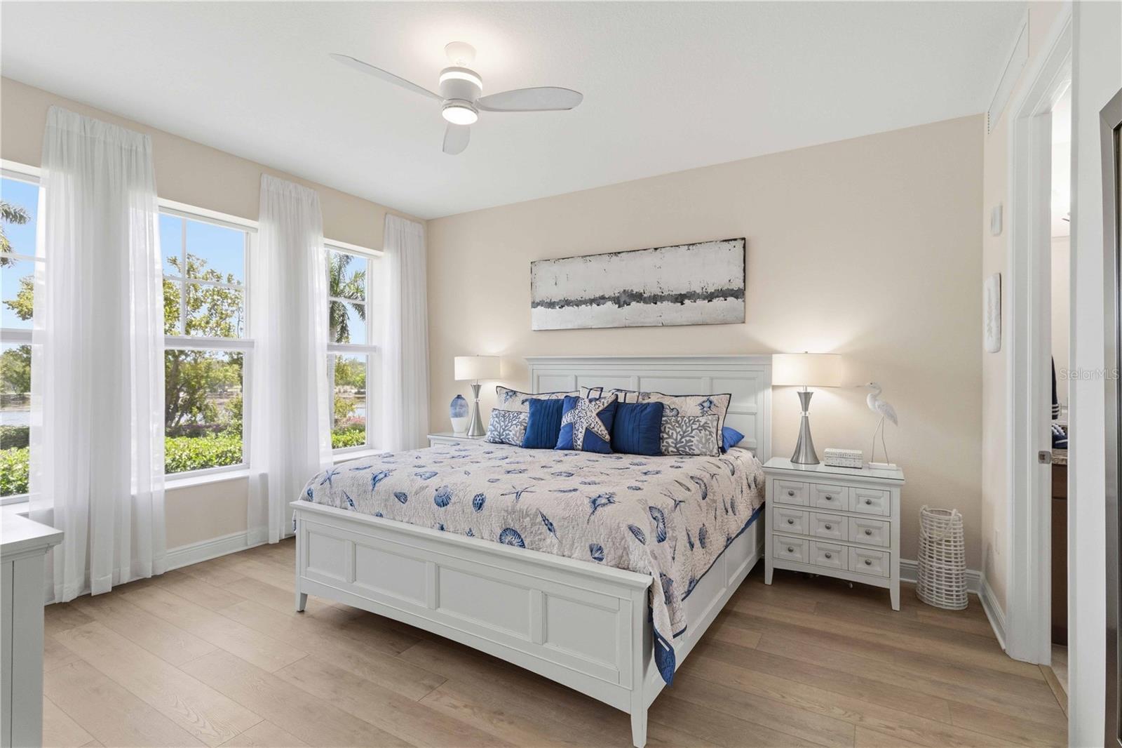395 ARUBA CIR #102, BRADENTON, FL, 34209