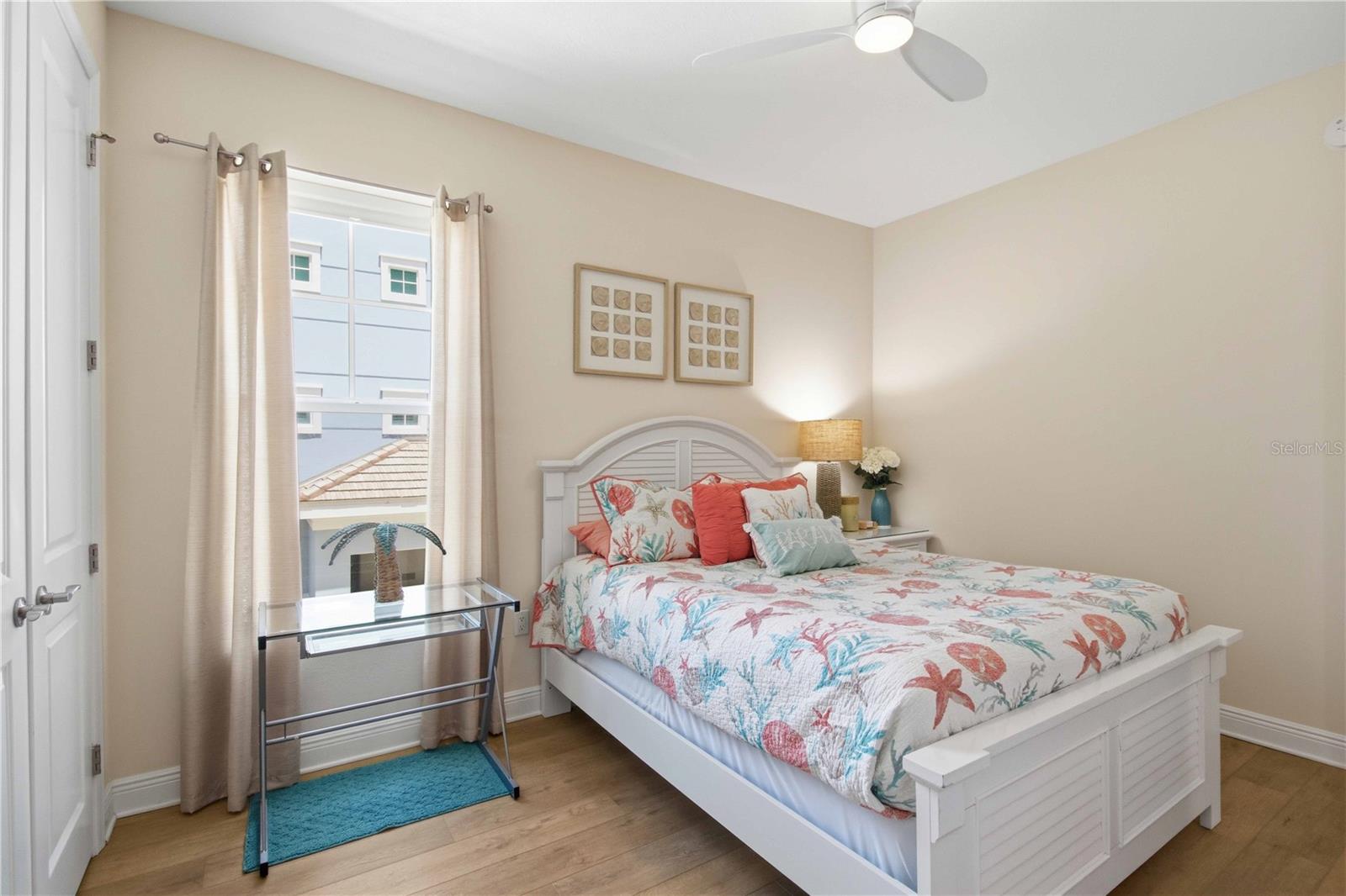 395 ARUBA CIR #102, BRADENTON, FL, 34209