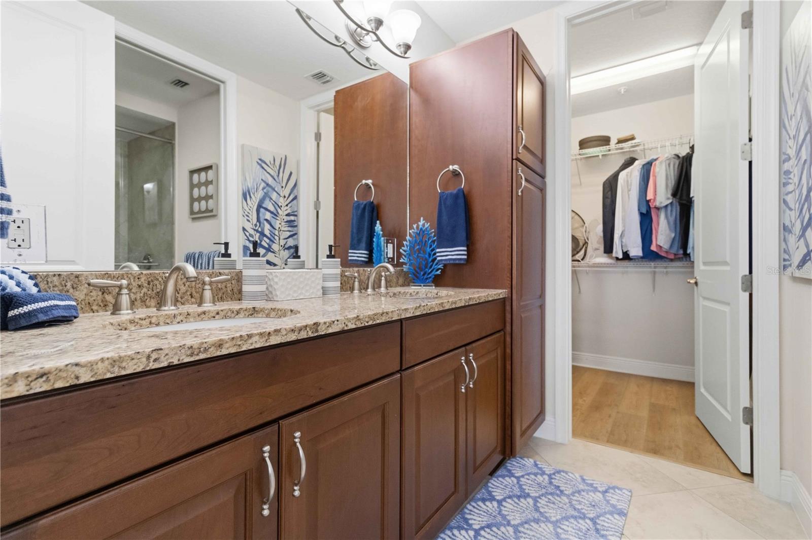 395 ARUBA CIR #102, BRADENTON, FL, 34209