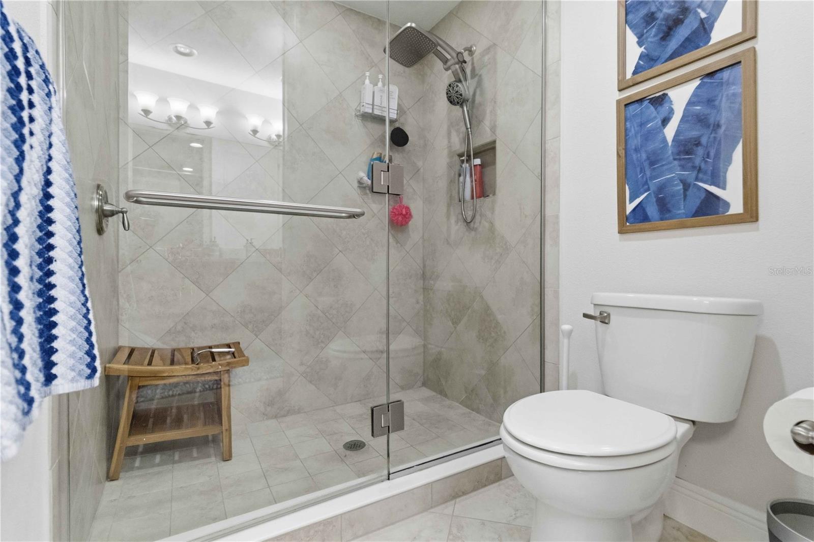 395 ARUBA CIR #102, BRADENTON, FL, 34209