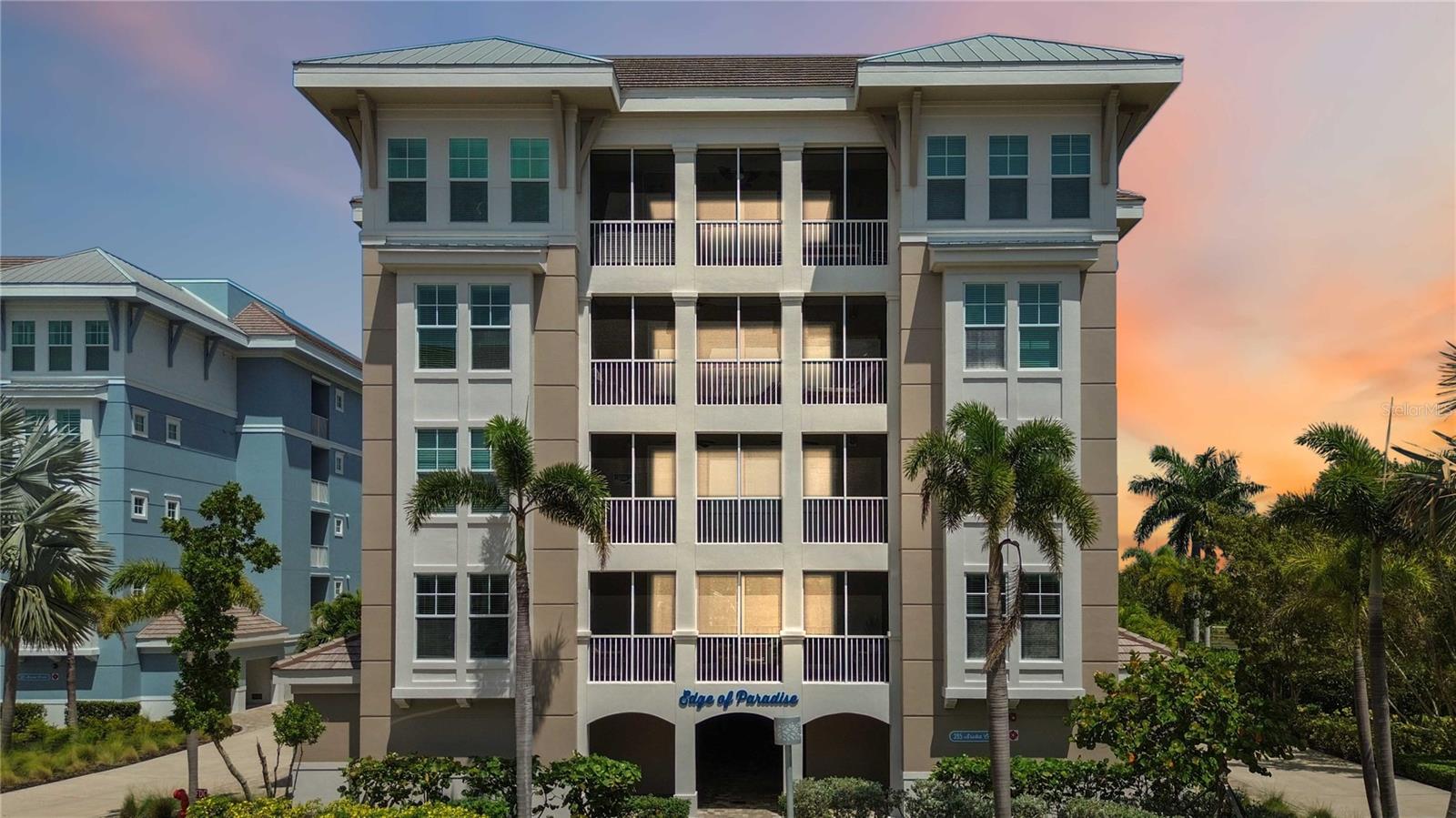 395 ARUBA CIR #102, BRADENTON, FL, 34209
