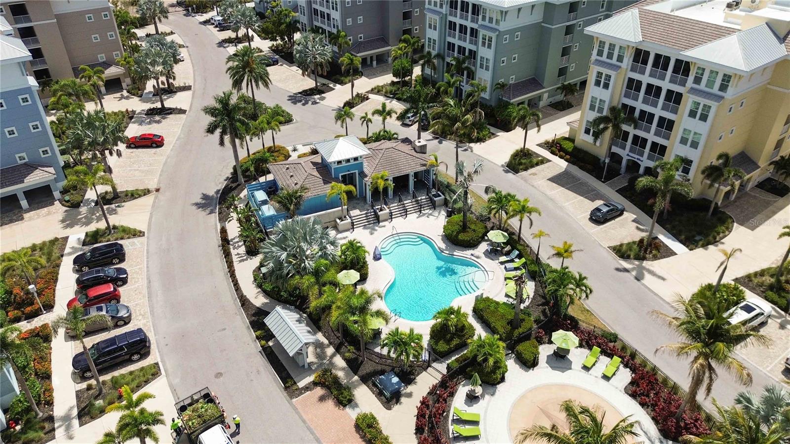 395 ARUBA CIR #102, BRADENTON, FL, 34209