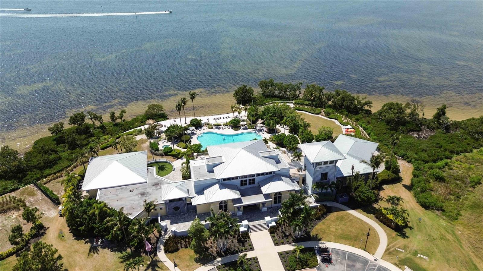 395 ARUBA CIR #102, BRADENTON, FL, 34209