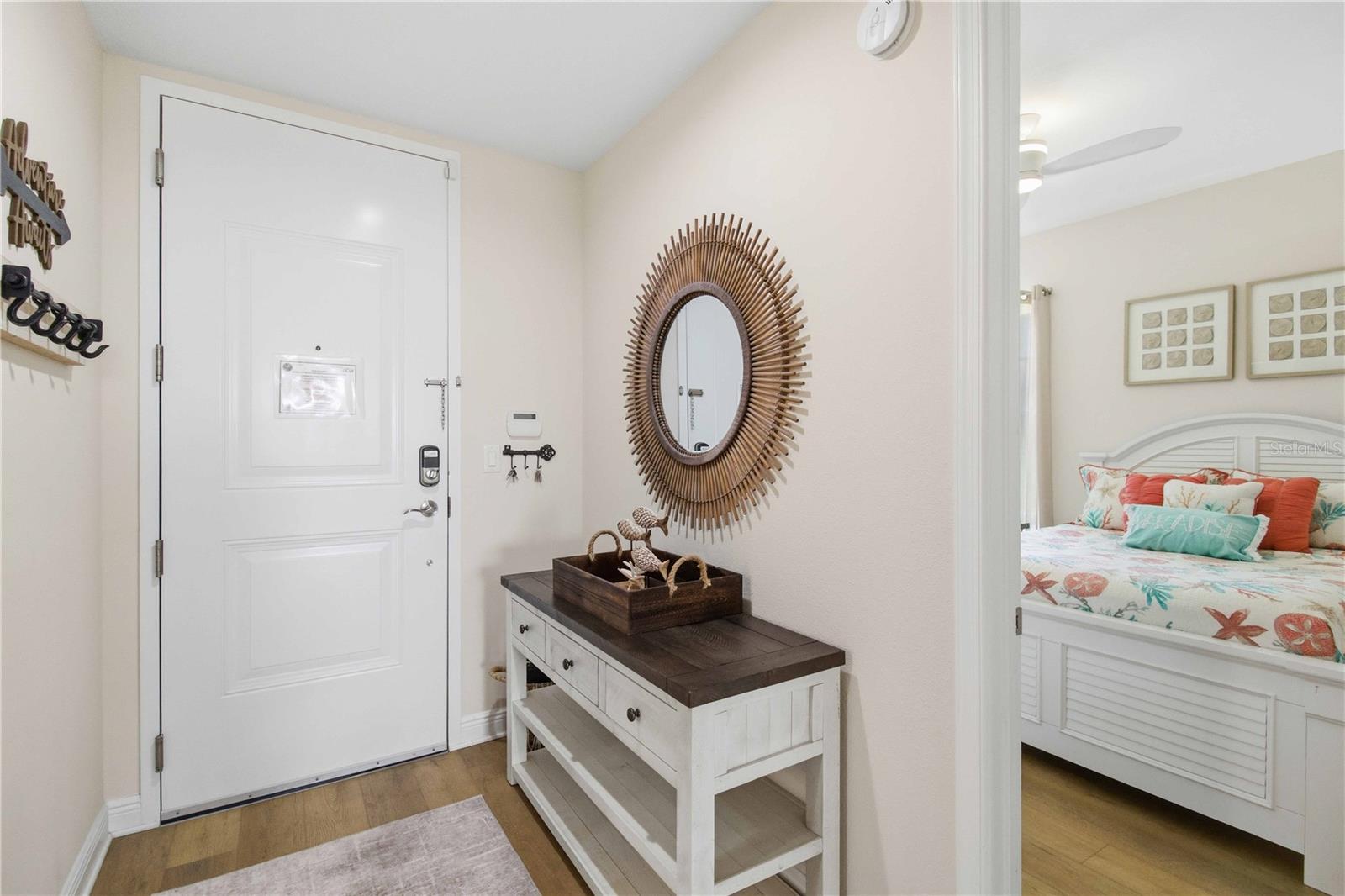 395 ARUBA CIR #102, BRADENTON, FL, 34209
