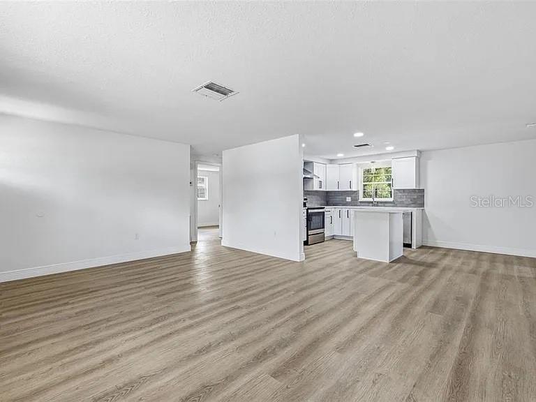 39252 HEIGHTS AVE, ZEPHYRHILLS, FL, 33542