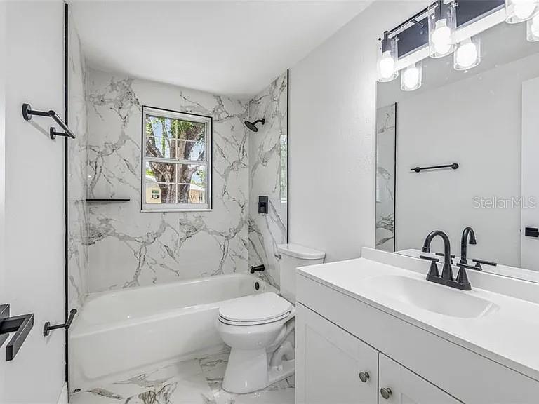 39252 HEIGHTS AVE, ZEPHYRHILLS, FL, 33542