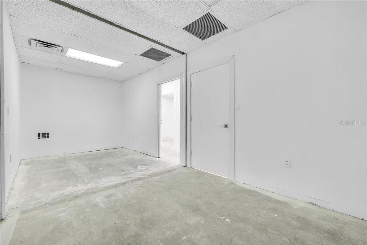 3300 TAMIAMI TRL #2, PORT CHARLOTTE, FL, 33952