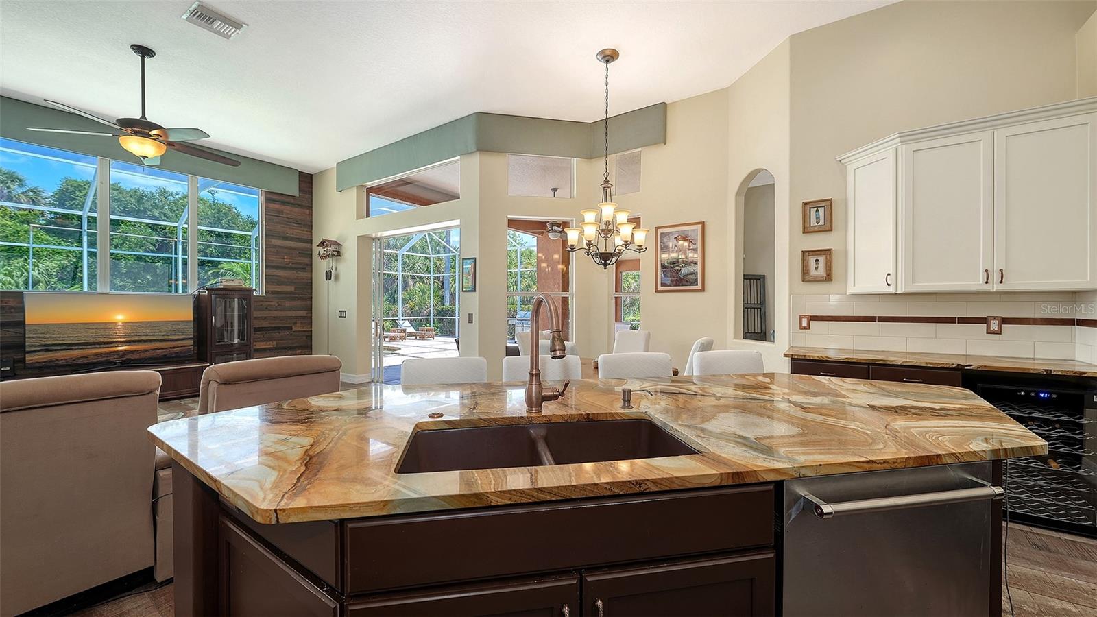 6148 PALOMINO CIR, BRADENTON, FL, 34201