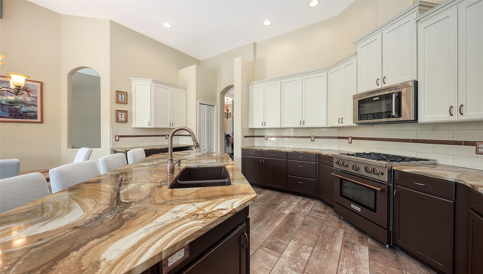 6148 PALOMINO CIR, BRADENTON, FL, 34201