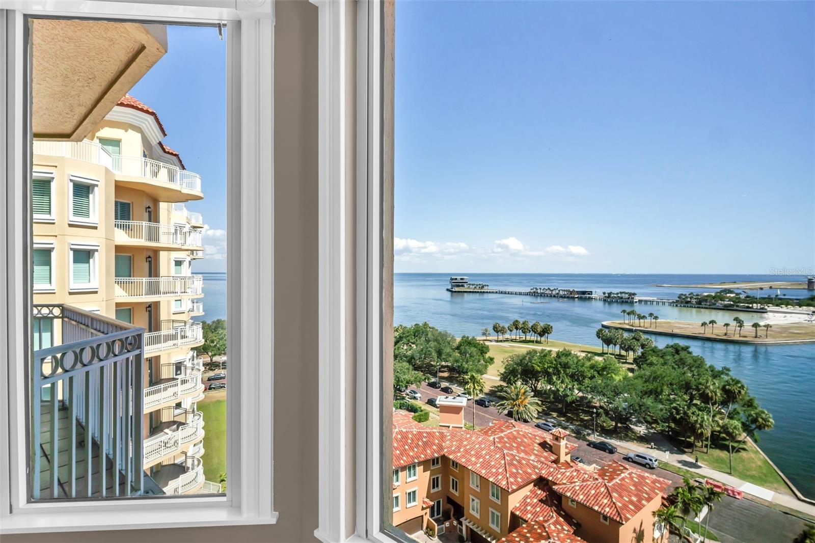 555 5TH AVE NE #1122, ST PETERSBURG, FL, 33701