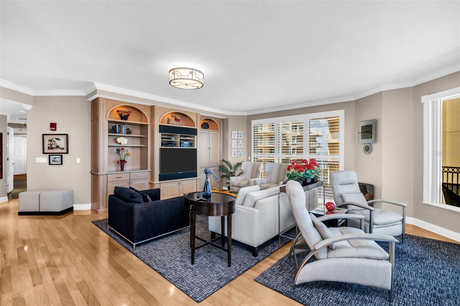 555 5TH AVE NE #1122, ST PETERSBURG, FL, 33701