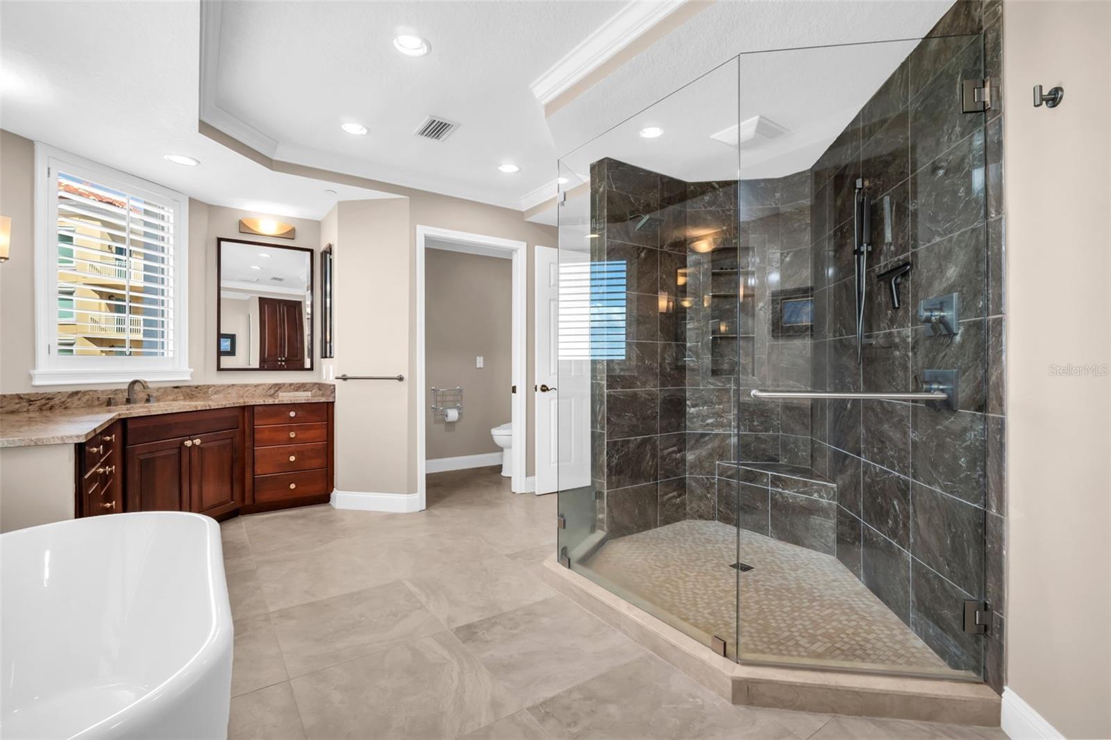 555 5TH AVE NE #1122, ST PETERSBURG, FL, 33701