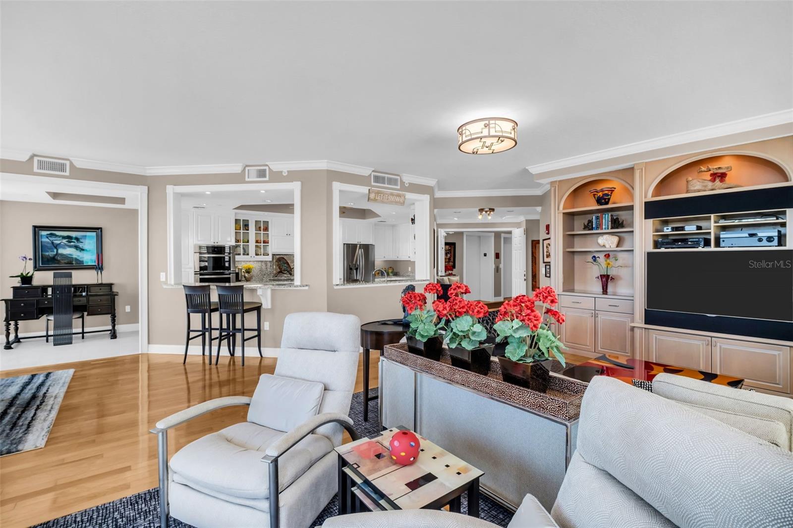 555 5TH AVE NE #1122, ST PETERSBURG, FL, 33701