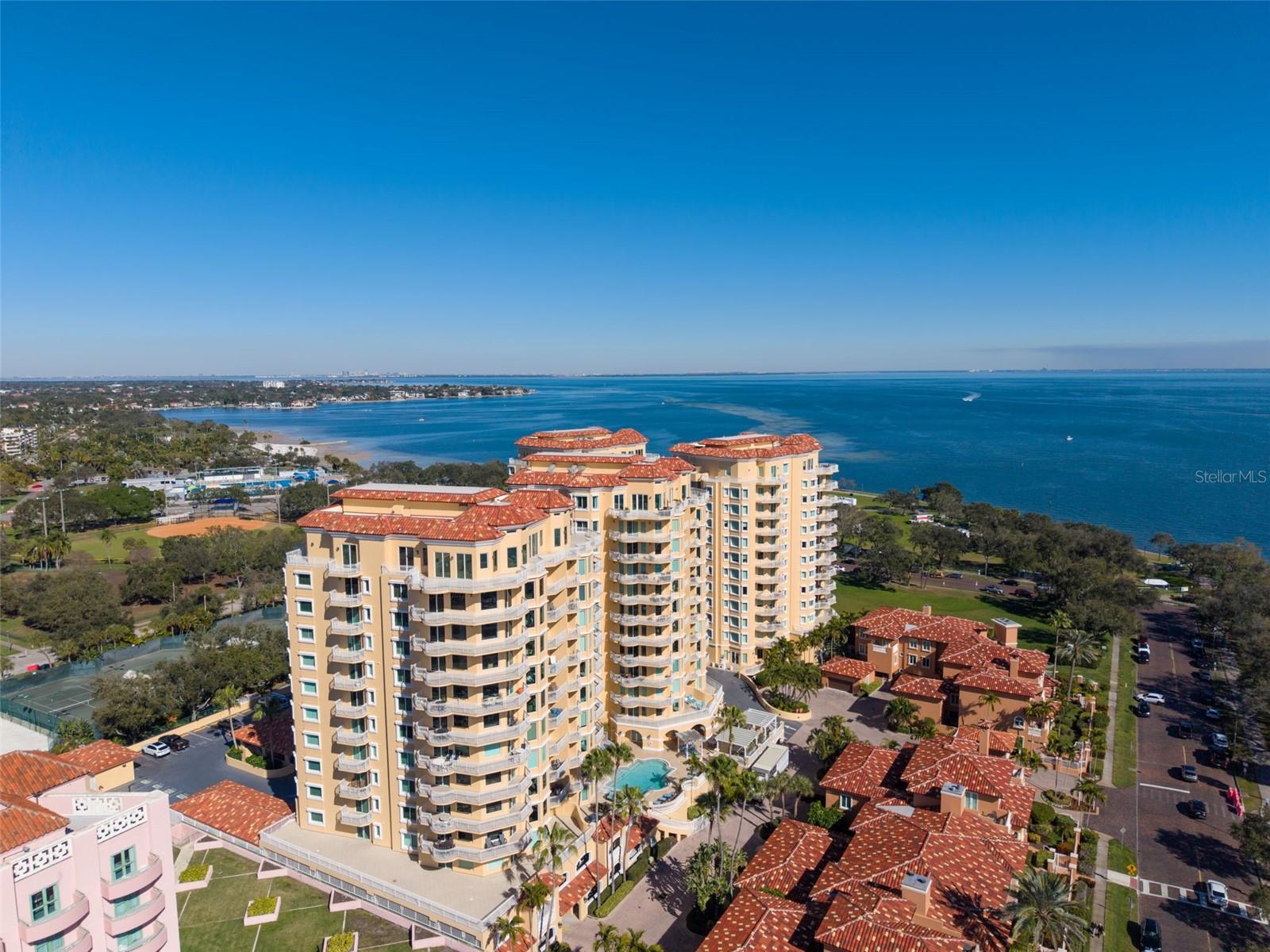 555 5TH AVE NE #1122, ST PETERSBURG, FL, 33701