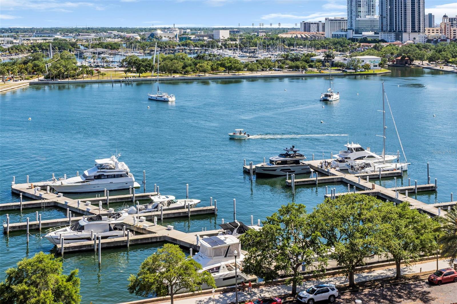 555 5TH AVE NE #1122, ST PETERSBURG, FL, 33701