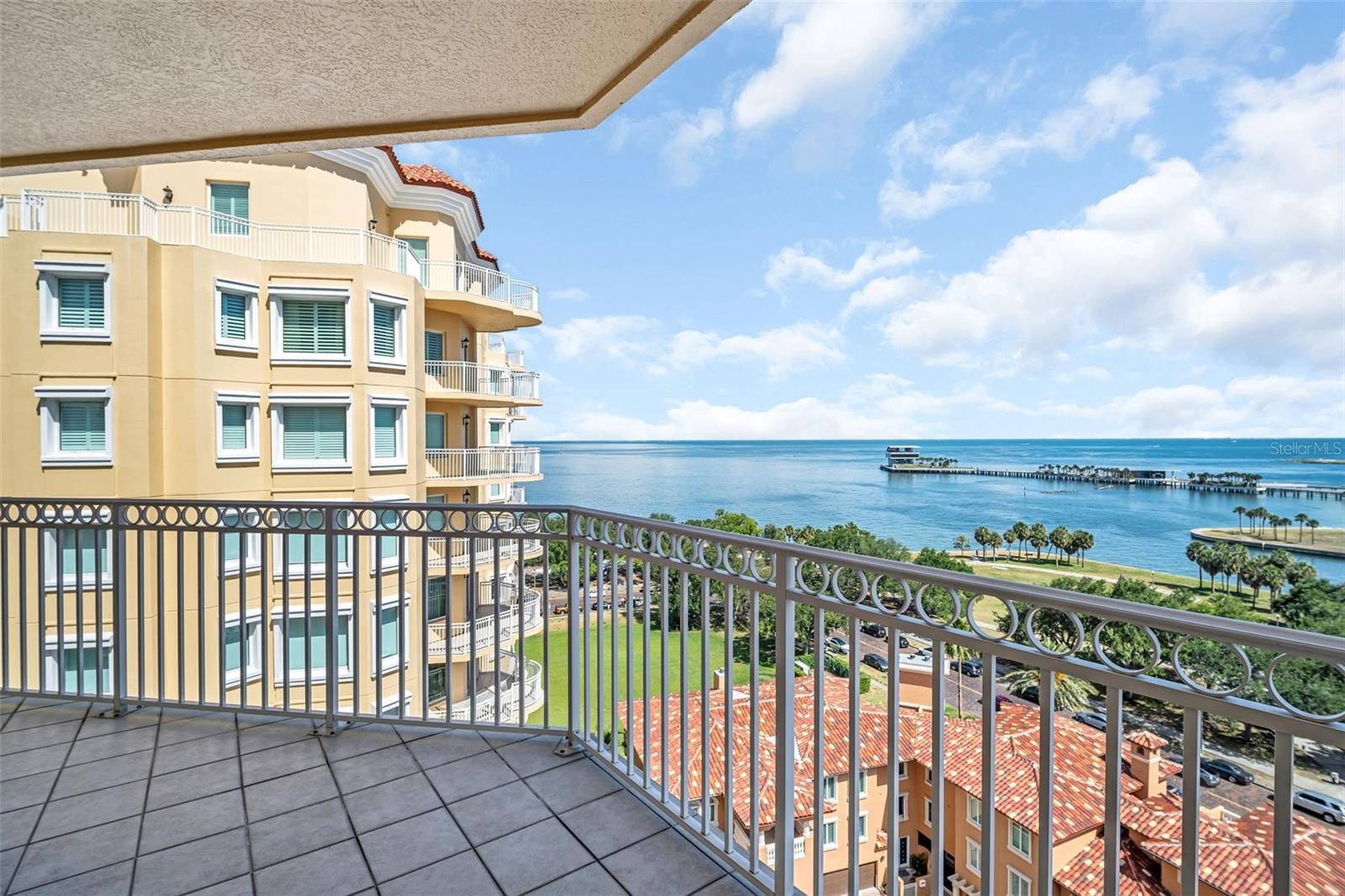 555 5TH AVE NE #1122, ST PETERSBURG, FL, 33701