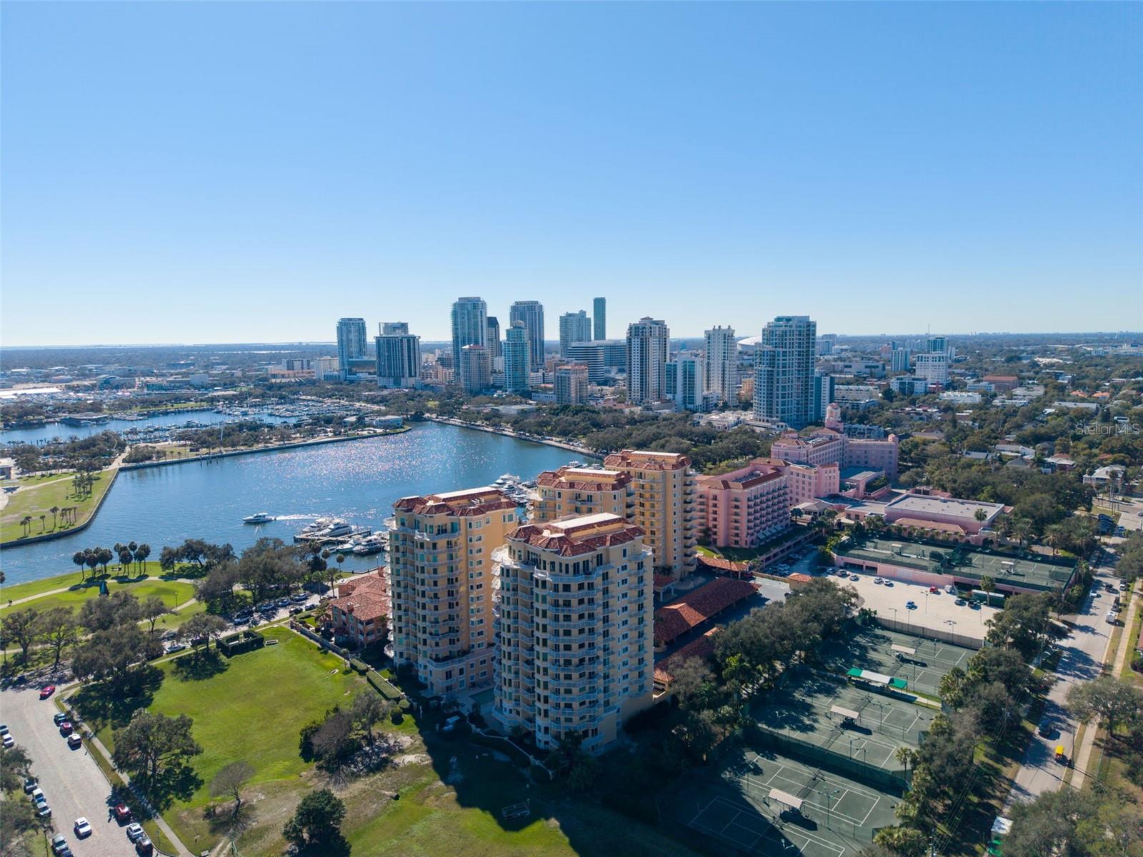 555 5TH AVE NE #1122, ST PETERSBURG, FL, 33701