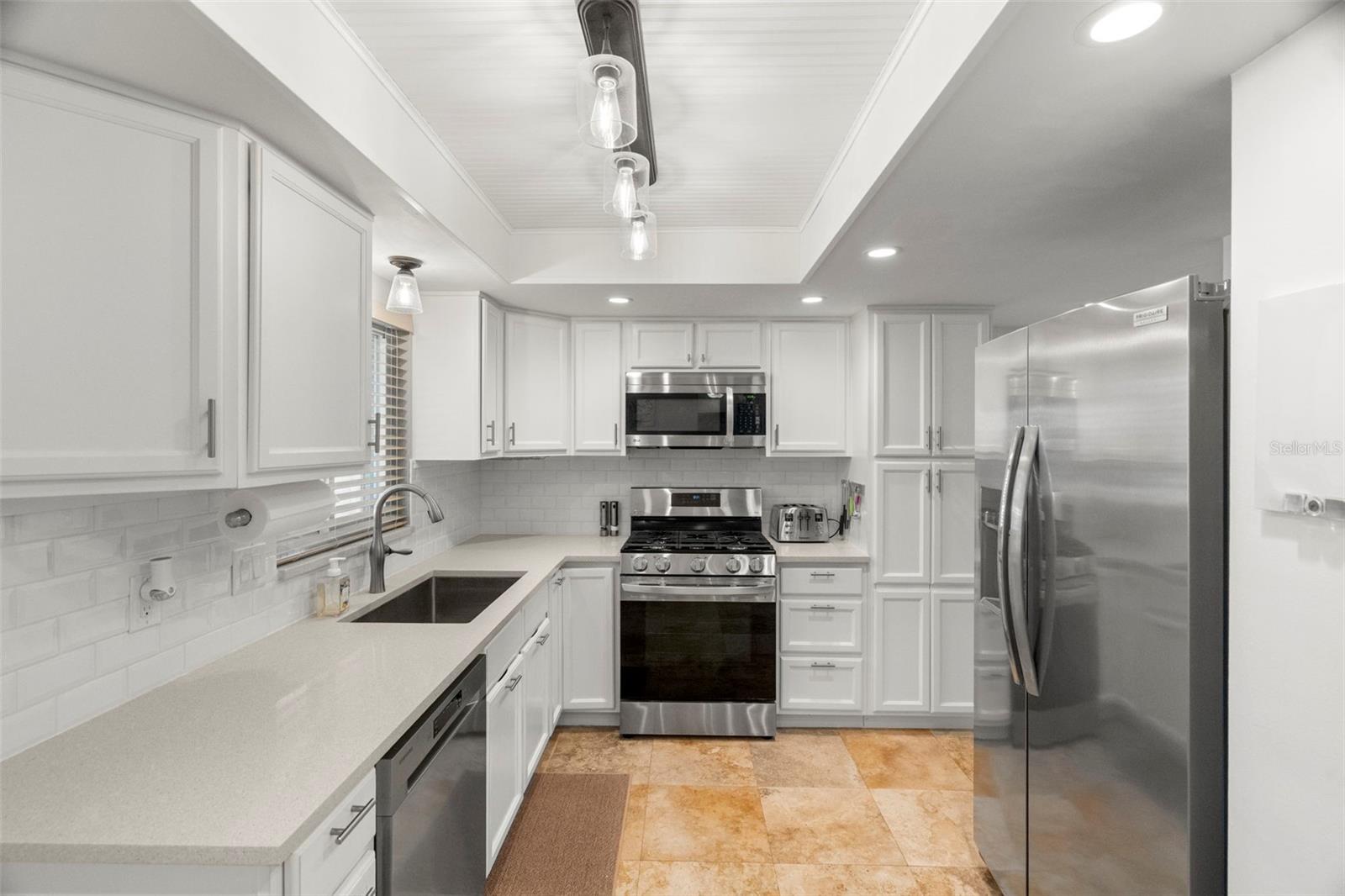 12254 69TH TER TER, SEMINOLE, FL, 33772