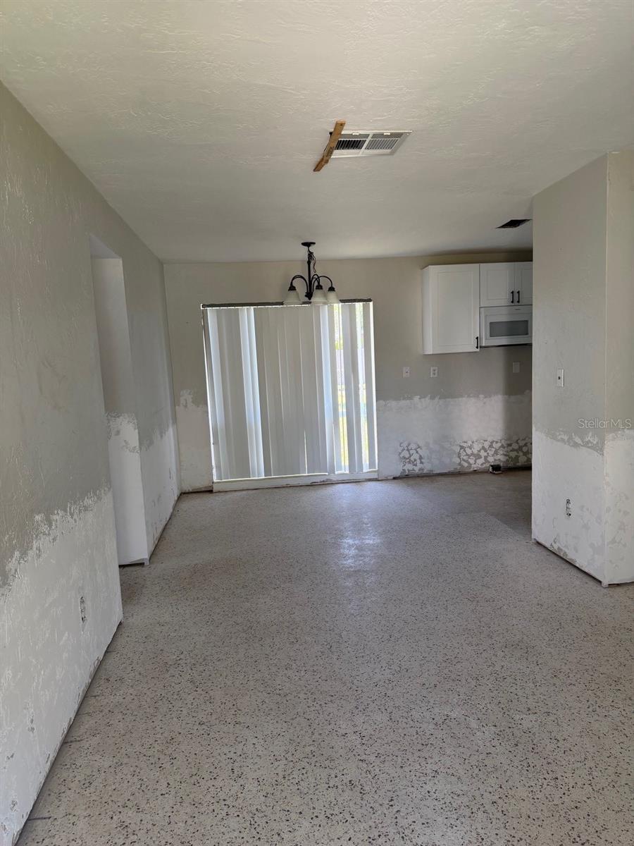 430 42ND AVE NE, ST PETERSBURG, FL, 33703