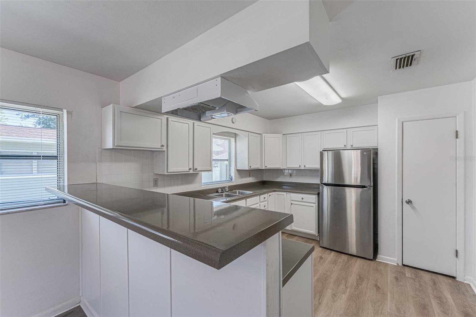 506 E SPARKMAN AVE, TAMPA, FL, 33602