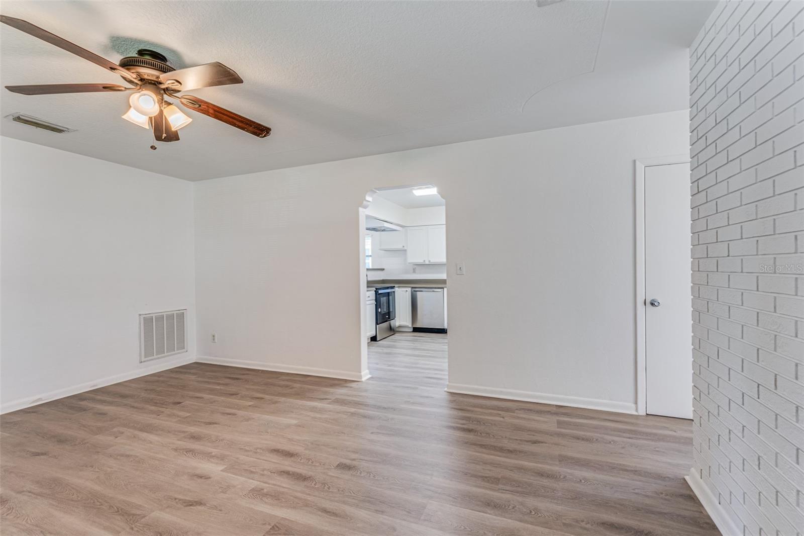 506 E SPARKMAN AVE, TAMPA, FL, 33602