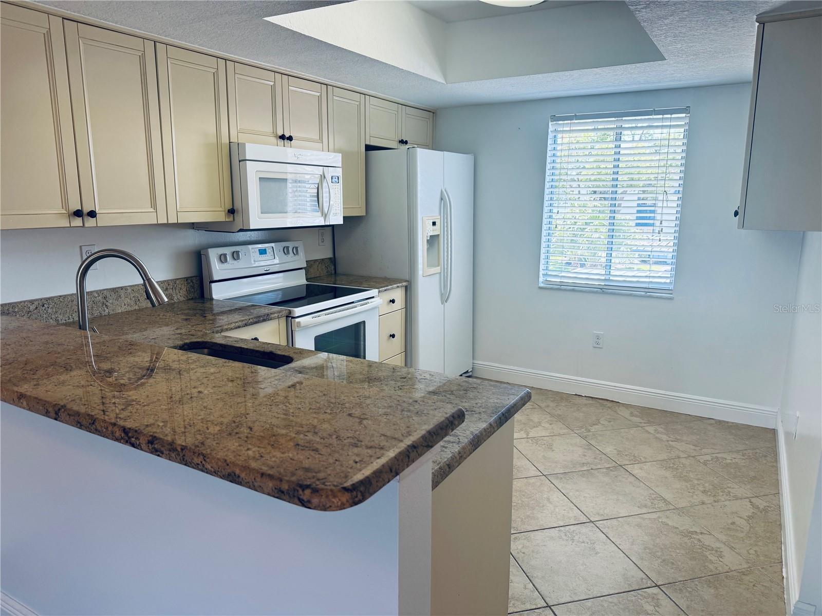 152 CYPRESS LN, OLDSMAR, FL, 34677