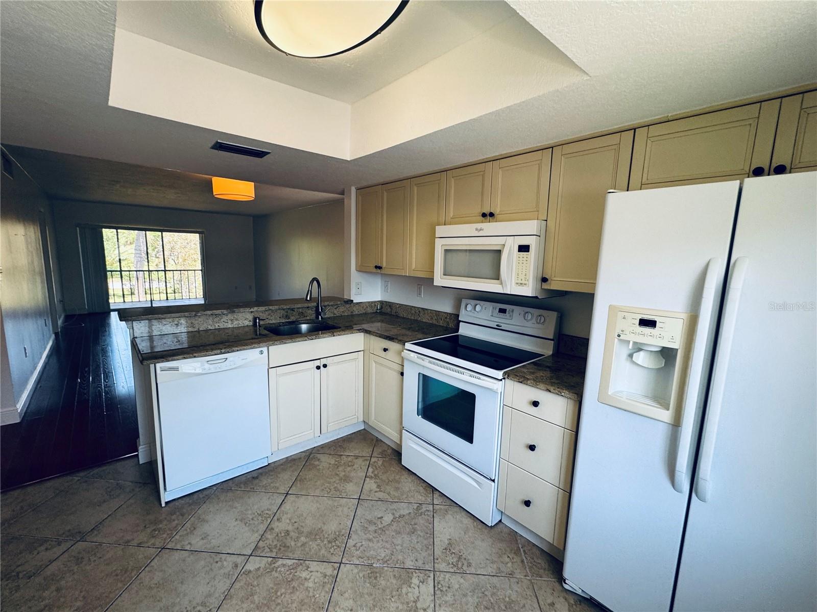 152 CYPRESS LN, OLDSMAR, FL, 34677