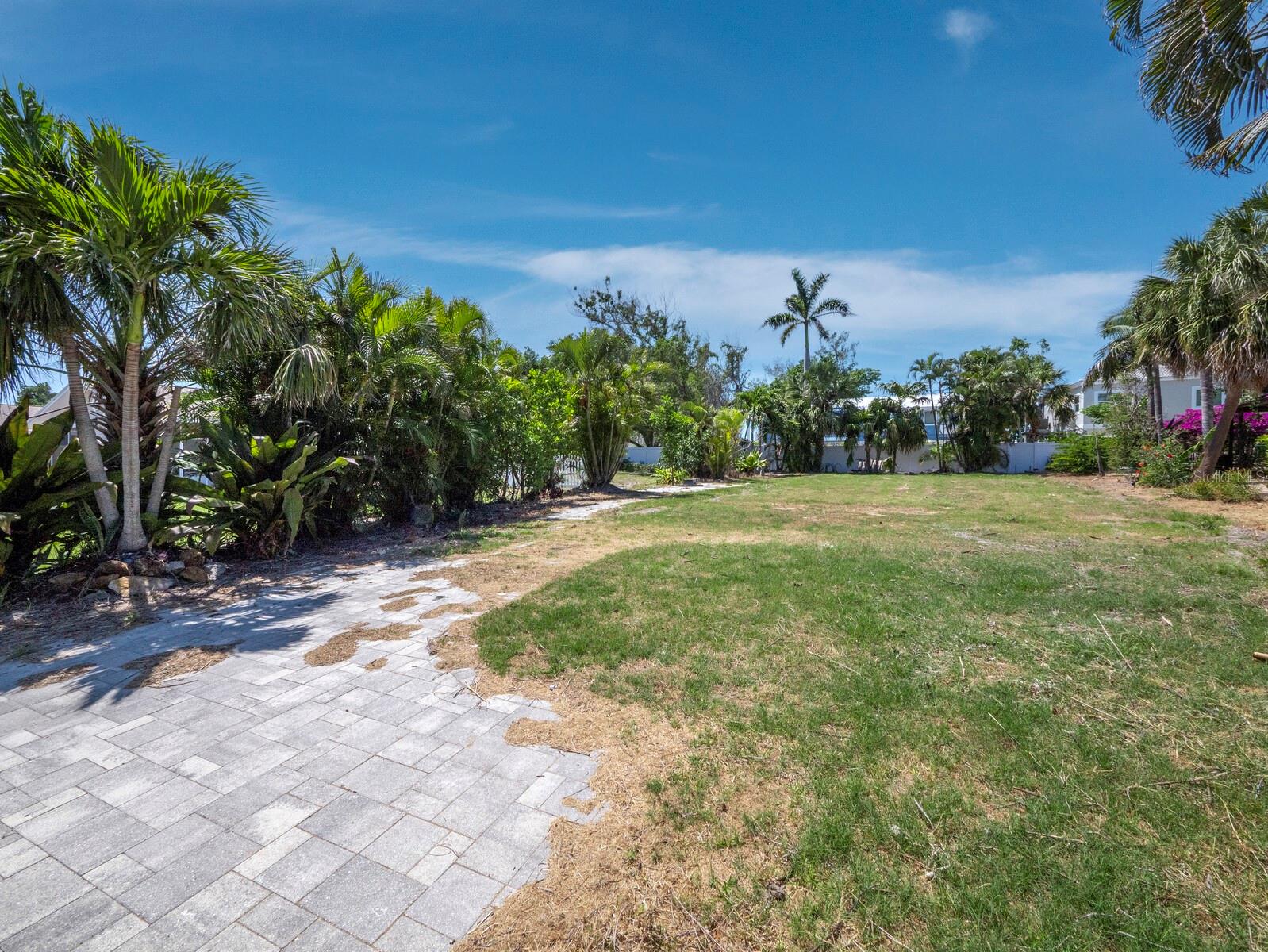 450 FIREHOUSE CT, LONGBOAT KEY, FL, 34228