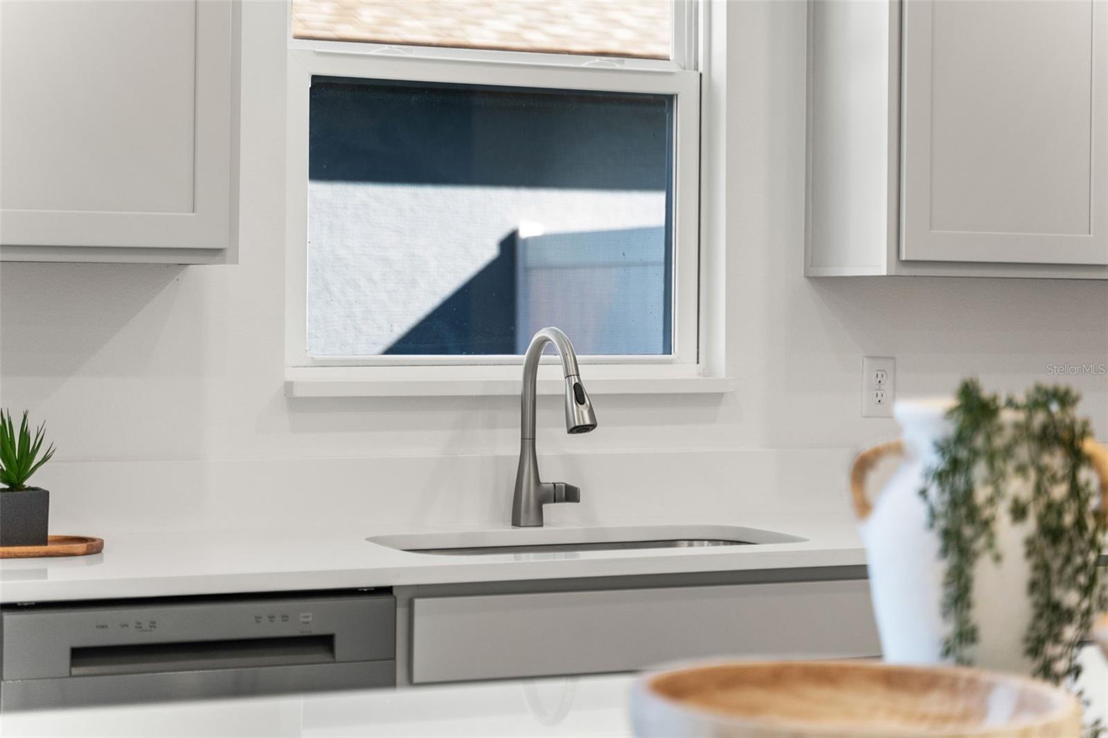 640 EMERALD GROVE DR, APOPKA, FL, 32703