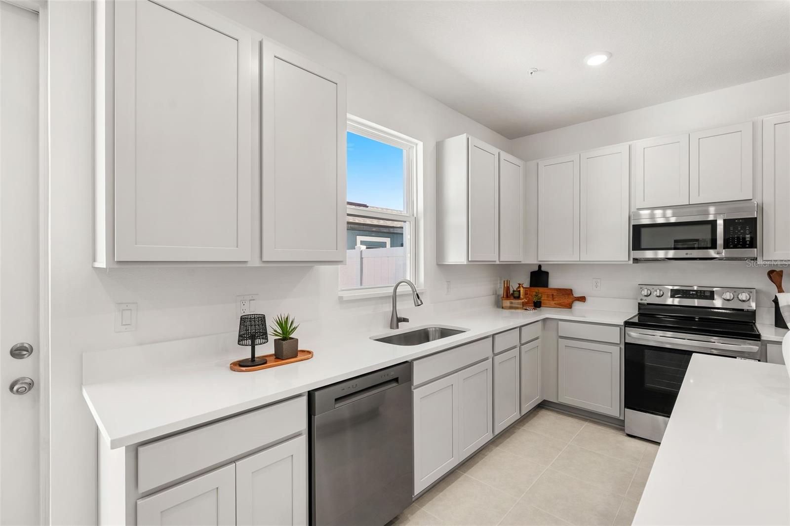 640 EMERALD GROVE DR, APOPKA, FL, 32703