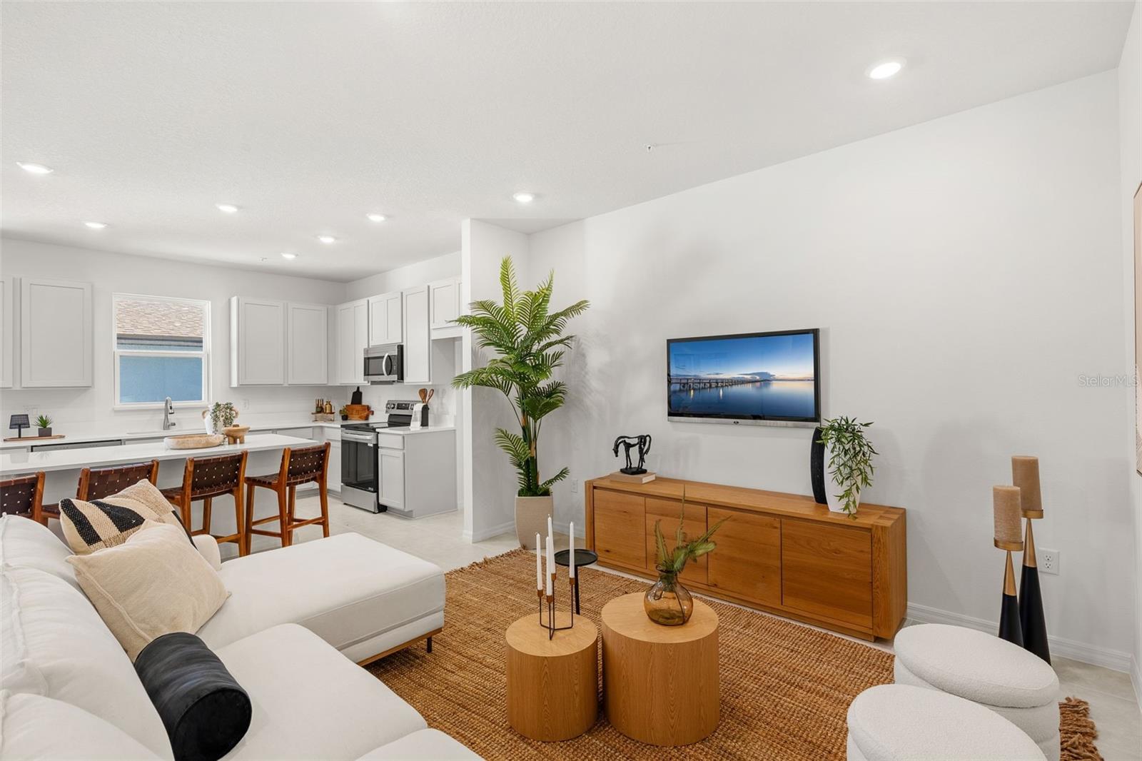 640 EMERALD GROVE DR, APOPKA, FL, 32703