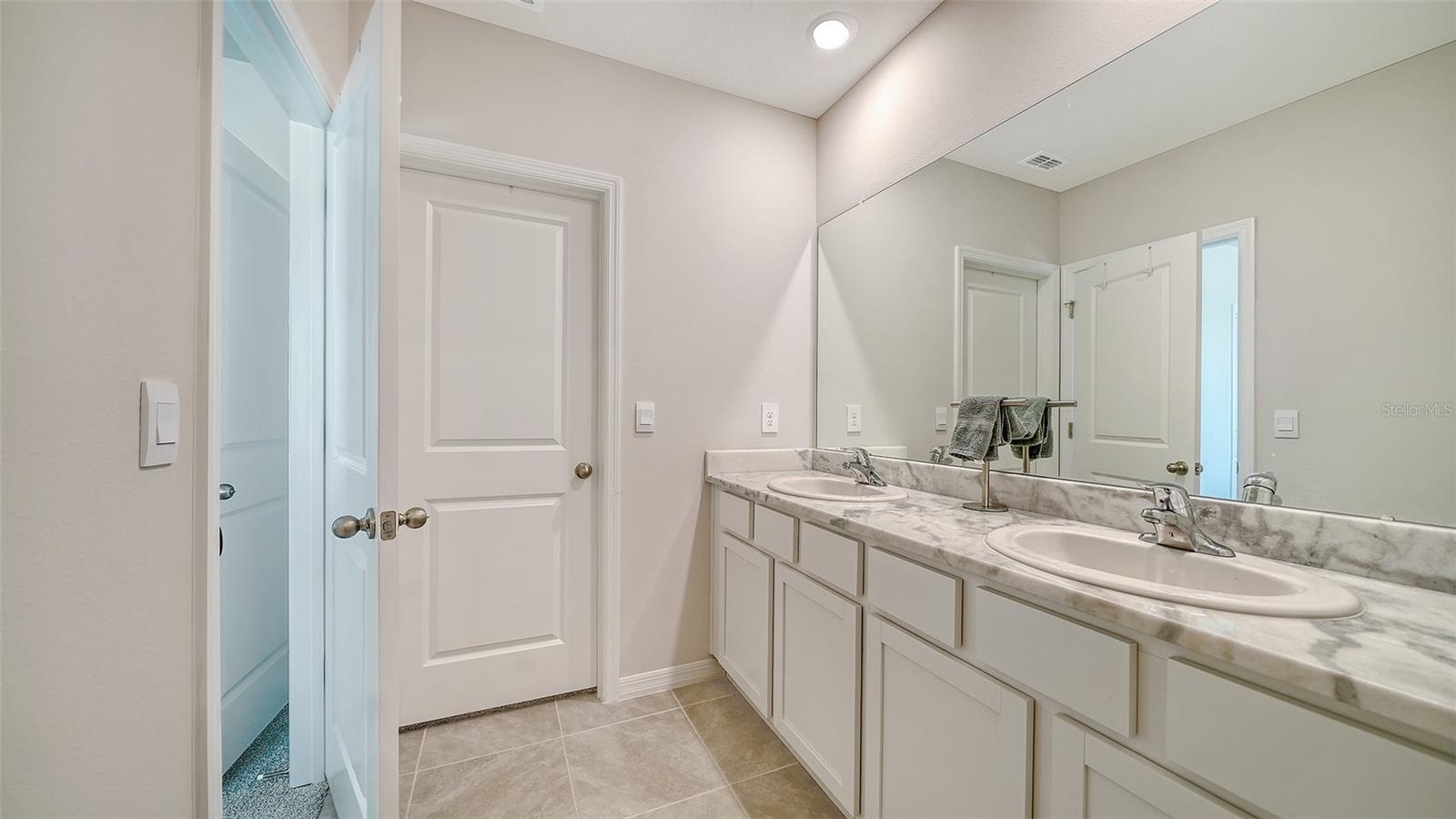 17624 CRESCENT MOON LOOP, BRADENTON, FL, 34211