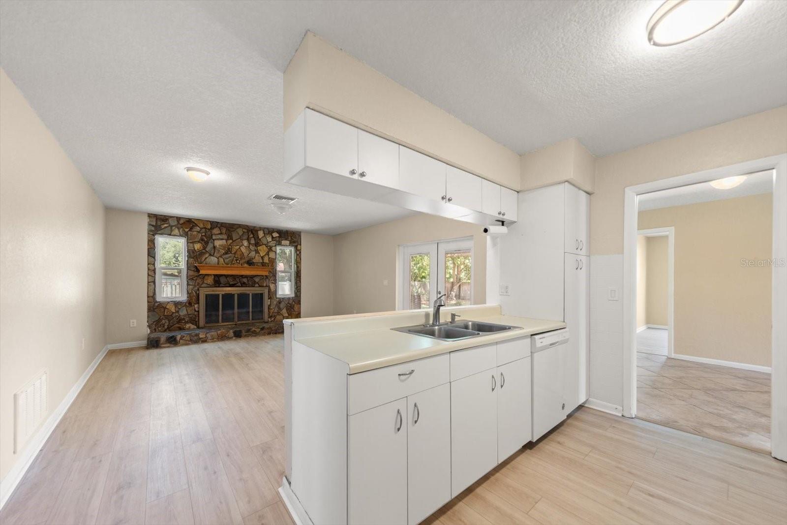 11171 105TH AVE, LARGO, FL, 33778