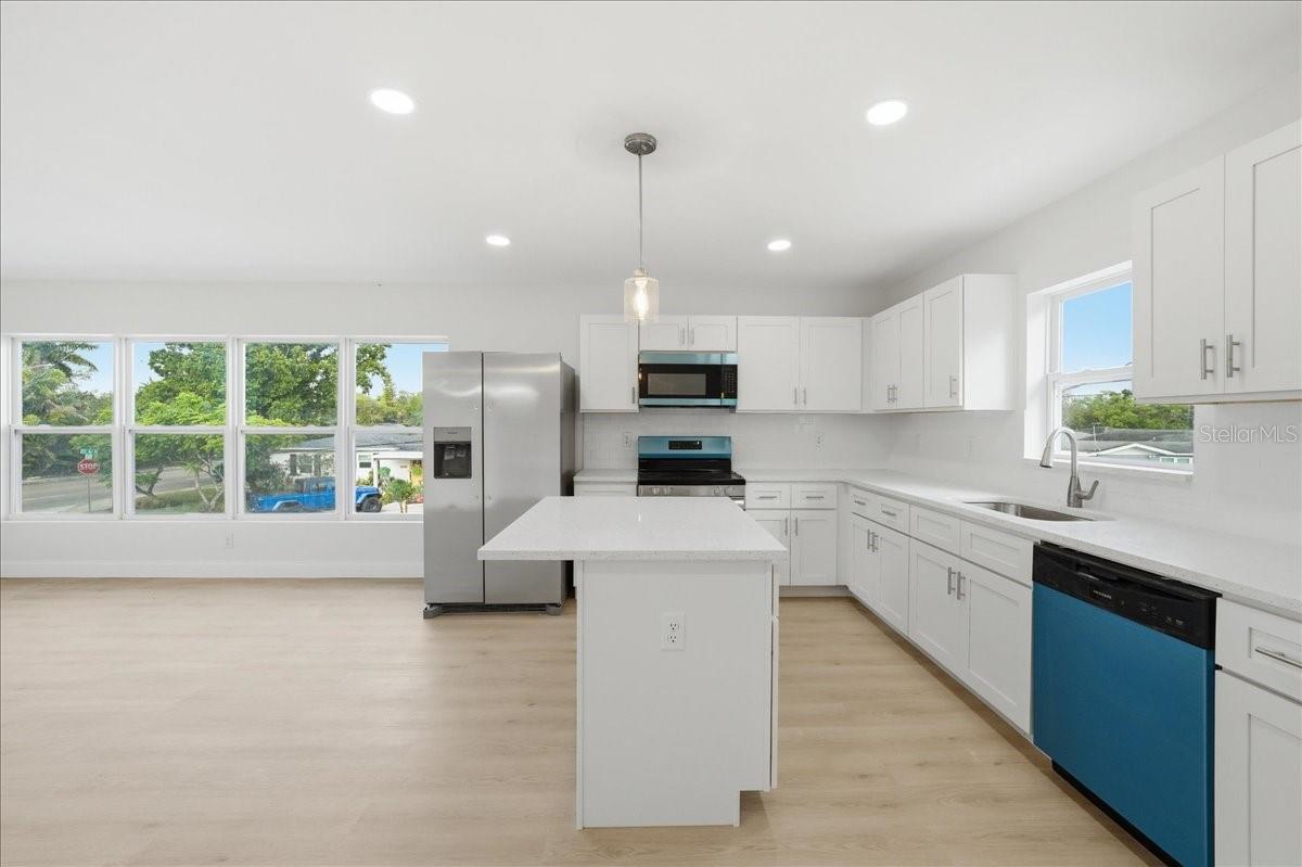 4651 22ND AVE N, ST PETERSBURG, FL, 33713