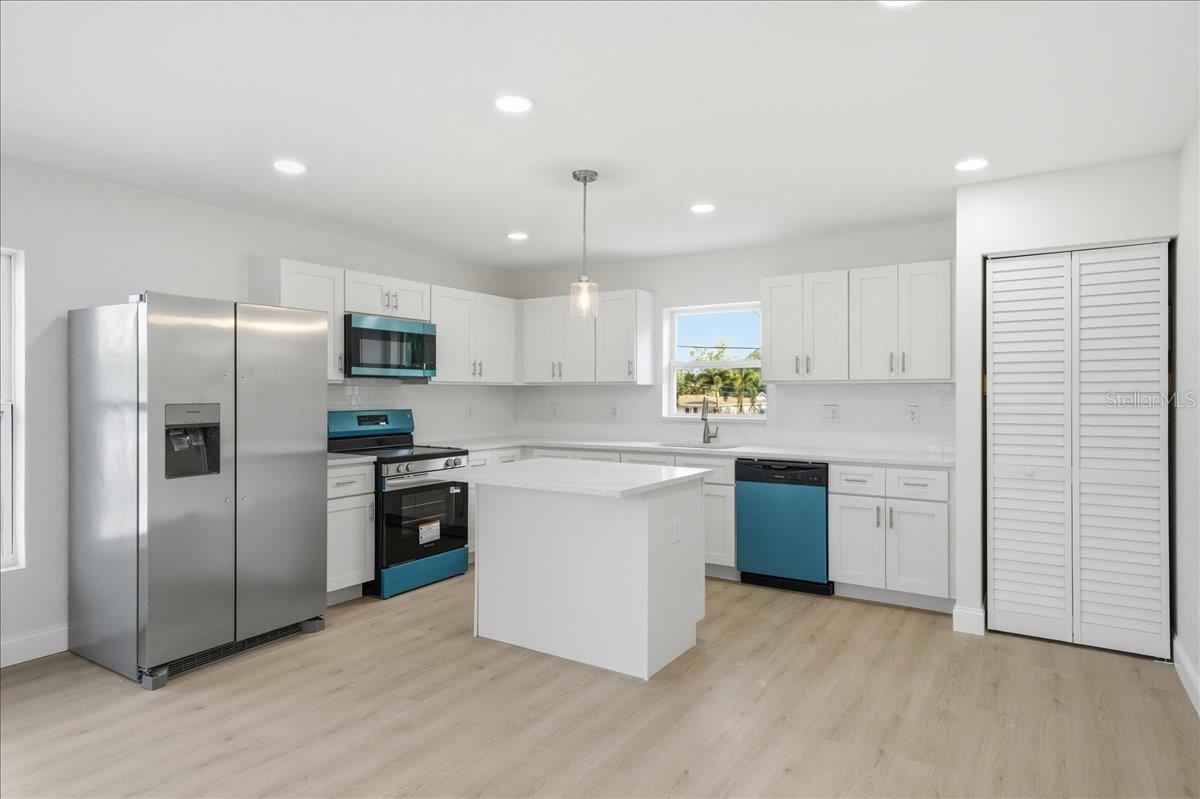 4651 22ND AVE N, ST PETERSBURG, FL, 33713