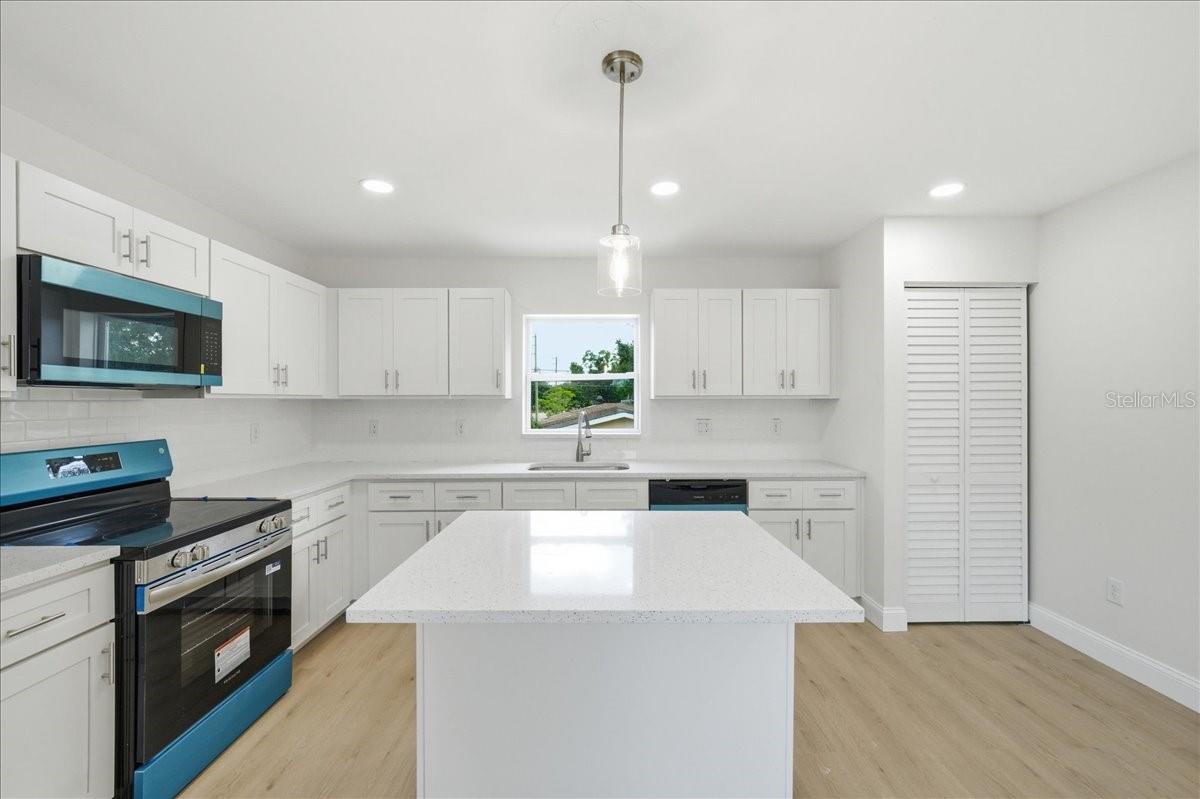 4651 22ND AVE N, ST PETERSBURG, FL, 33713