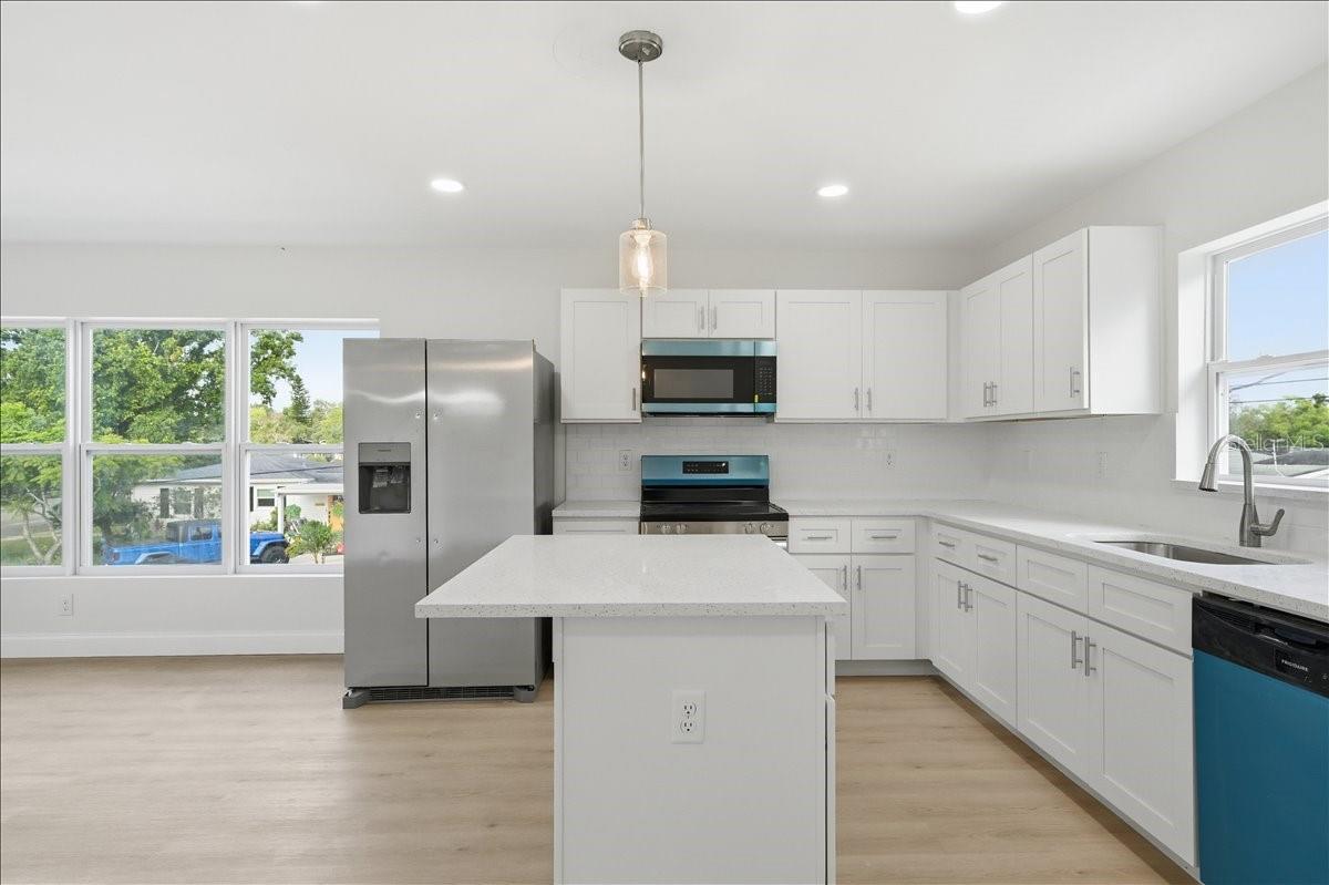 4651 22ND AVE N, ST PETERSBURG, FL, 33713