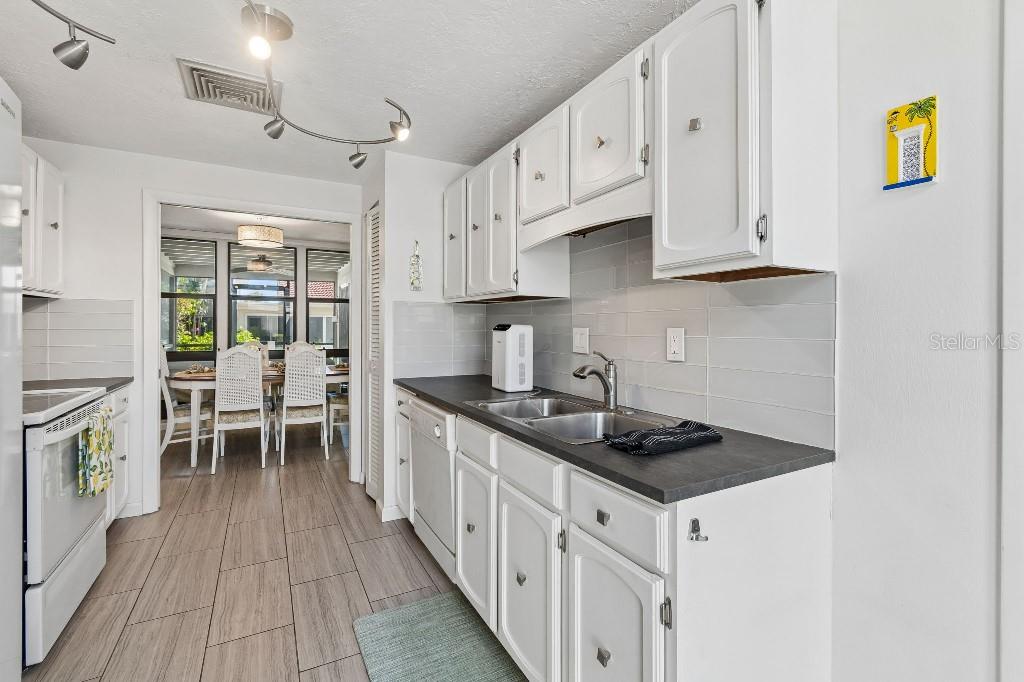 500 PARK BLVD S #24, VENICE, FL, 34285
