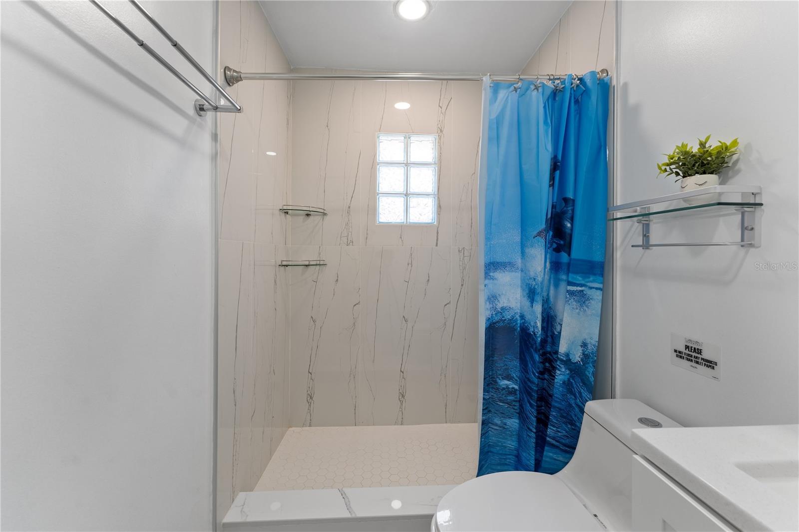 138 PEARL AVE, SARASOTA, FL, 34243
