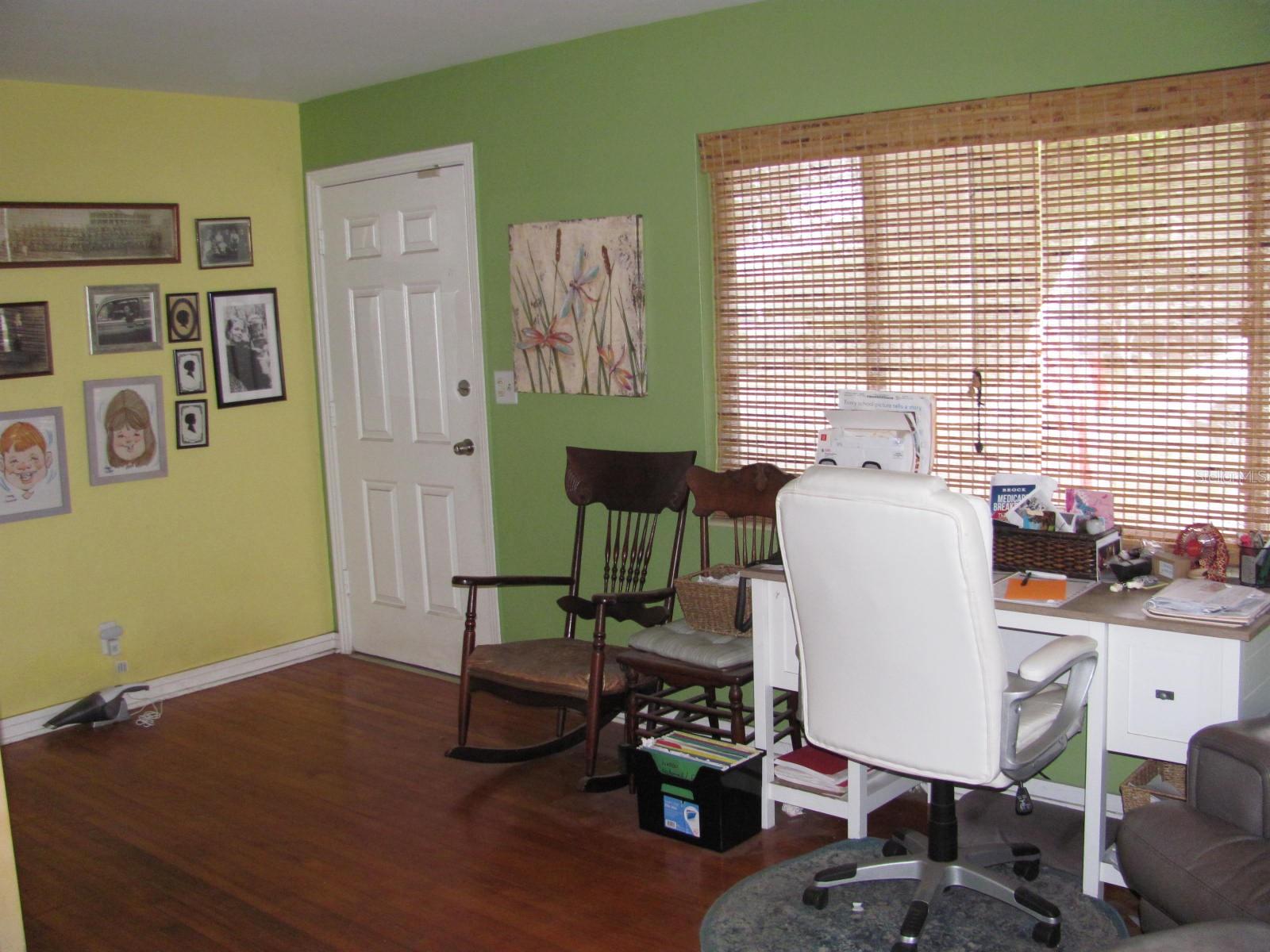 4716 17TH AVE N, ST PETERSBURG, FL, 33713