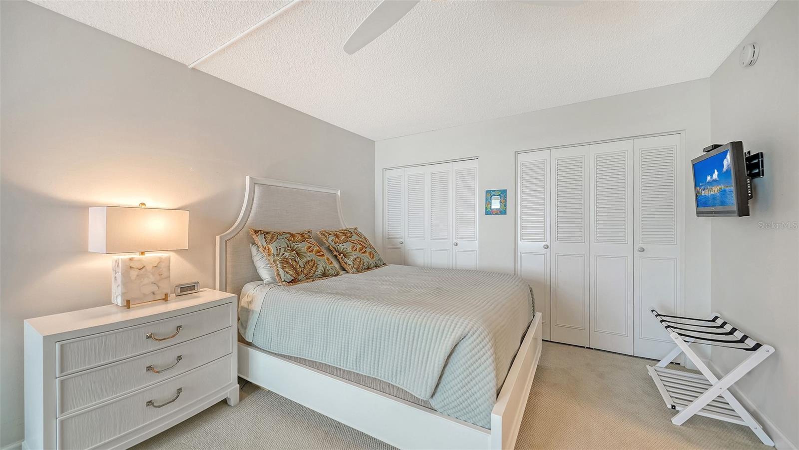 2425 GULF OF MEXICO DR #2E, LONGBOAT KEY, FL, 34228