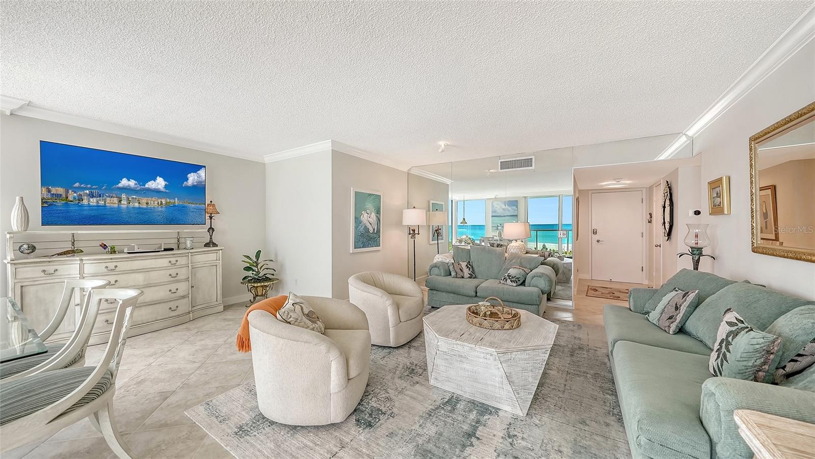 2425 GULF OF MEXICO DR #2E, LONGBOAT KEY, FL, 34228