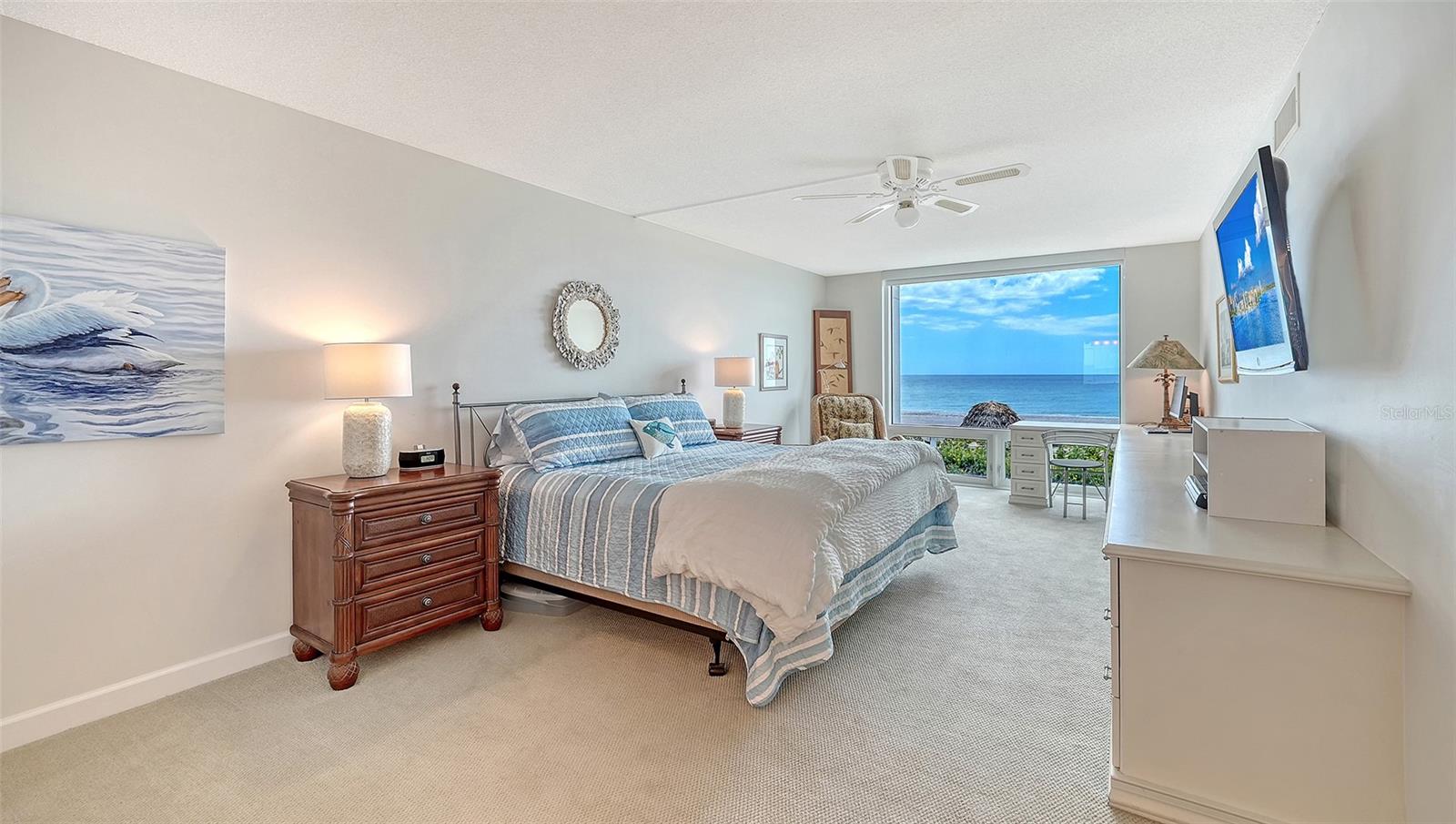 2425 GULF OF MEXICO DR #2E, LONGBOAT KEY, FL, 34228