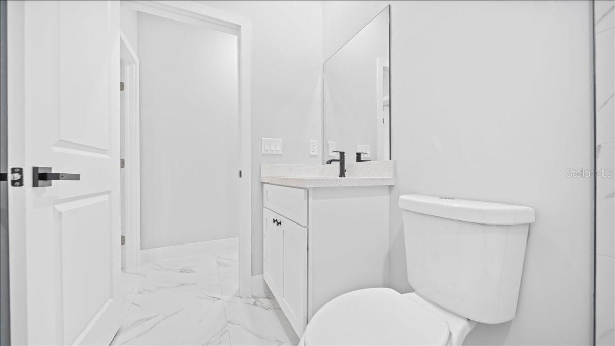 103 DIPLOMAT PKWY E, CAPE CORAL, FL, 33909