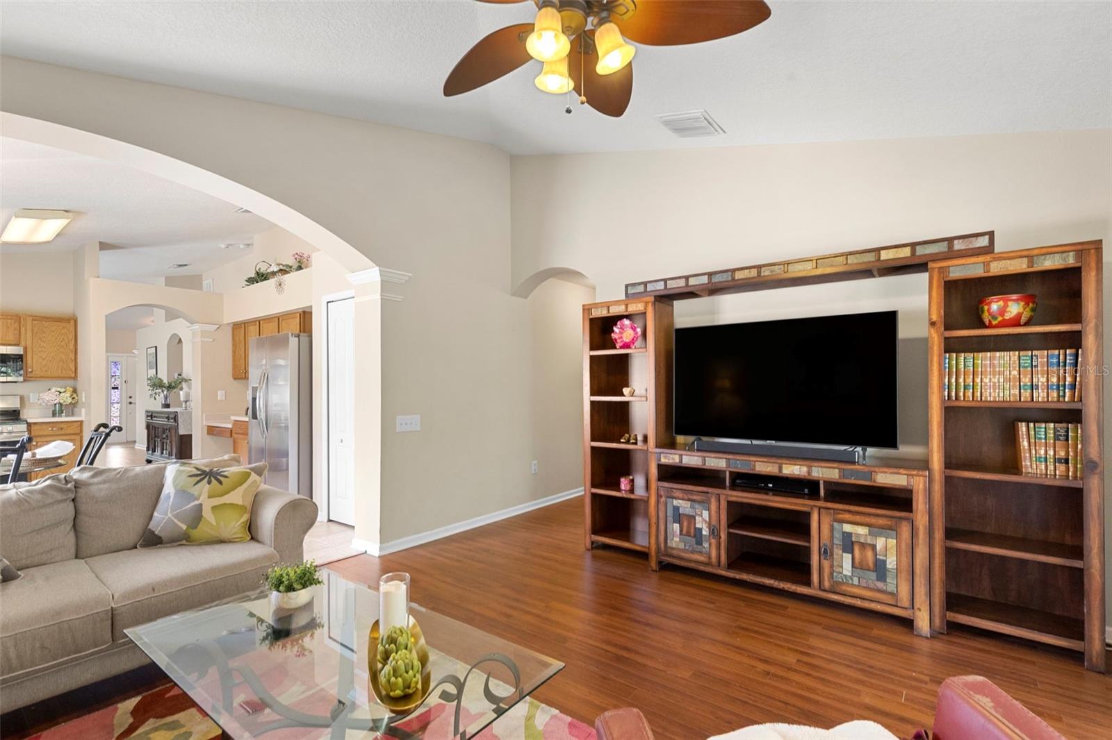 30709 LANESBOROUGH CIR, WESLEY CHAPEL, FL, 33543