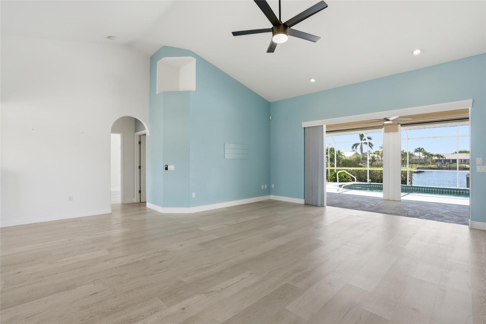 855 PAMELA DR, PUNTA GORDA, FL, 33950