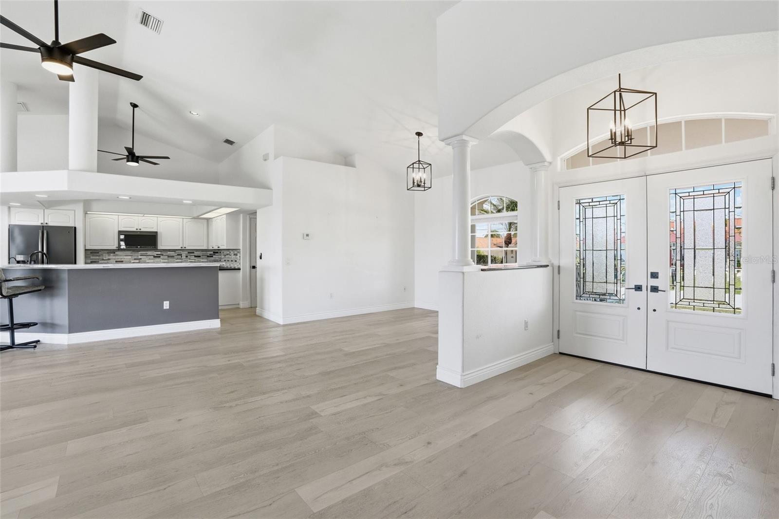 855 PAMELA DR, PUNTA GORDA, FL, 33950