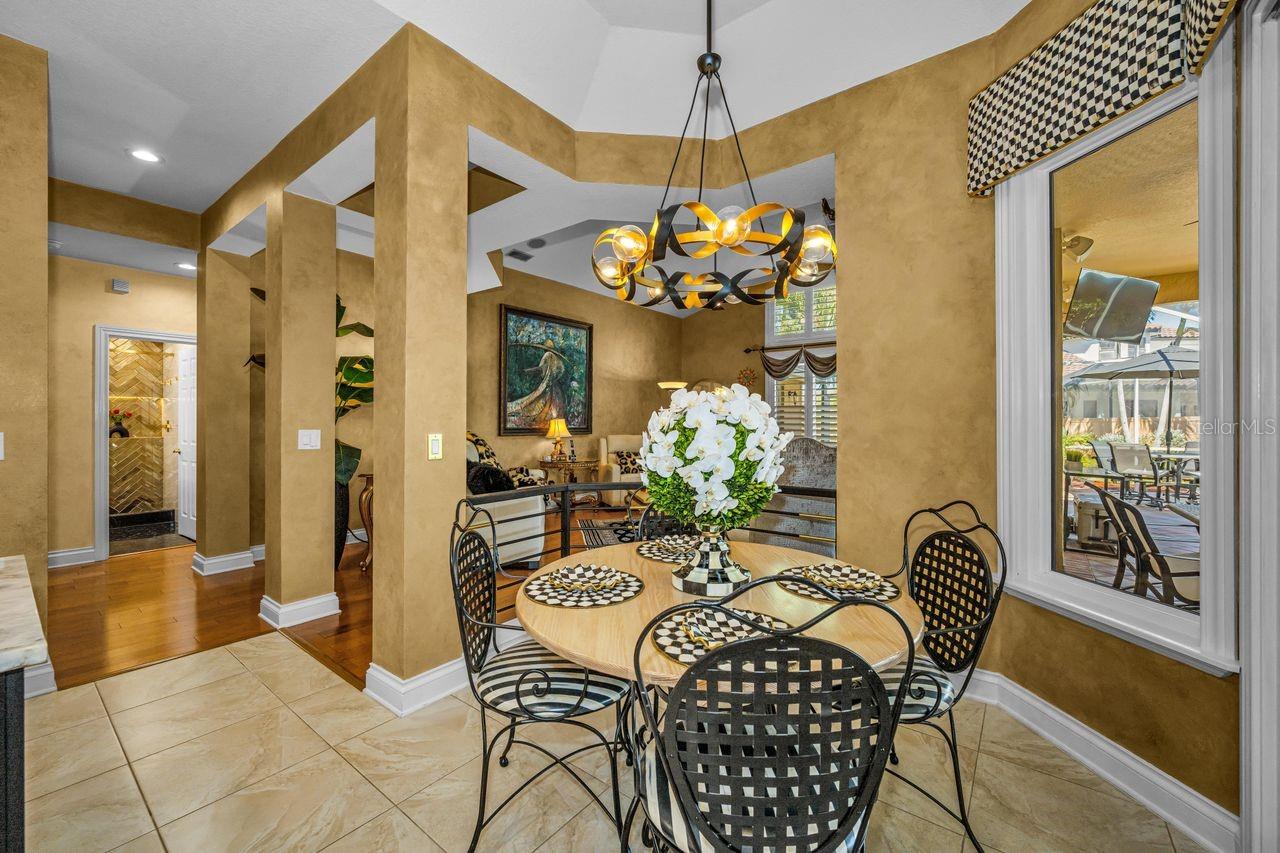 970 SOUTHERN PINE CT NE, ST PETERSBURG, FL, 33703